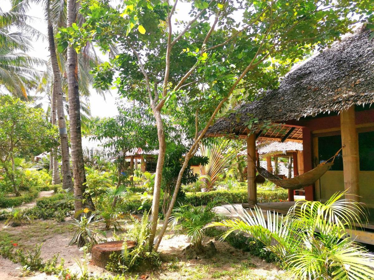 Sulu Sunset Beach Resort Nauhang Екстер'єр фото