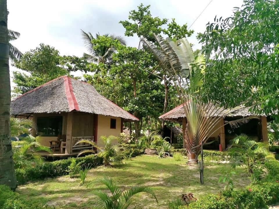 Sulu Sunset Beach Resort Nauhang Екстер'єр фото
